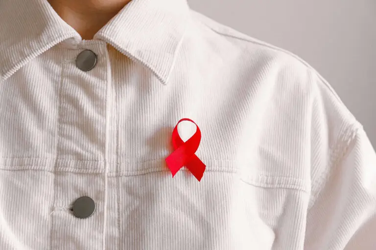 jovens infectados por HIV