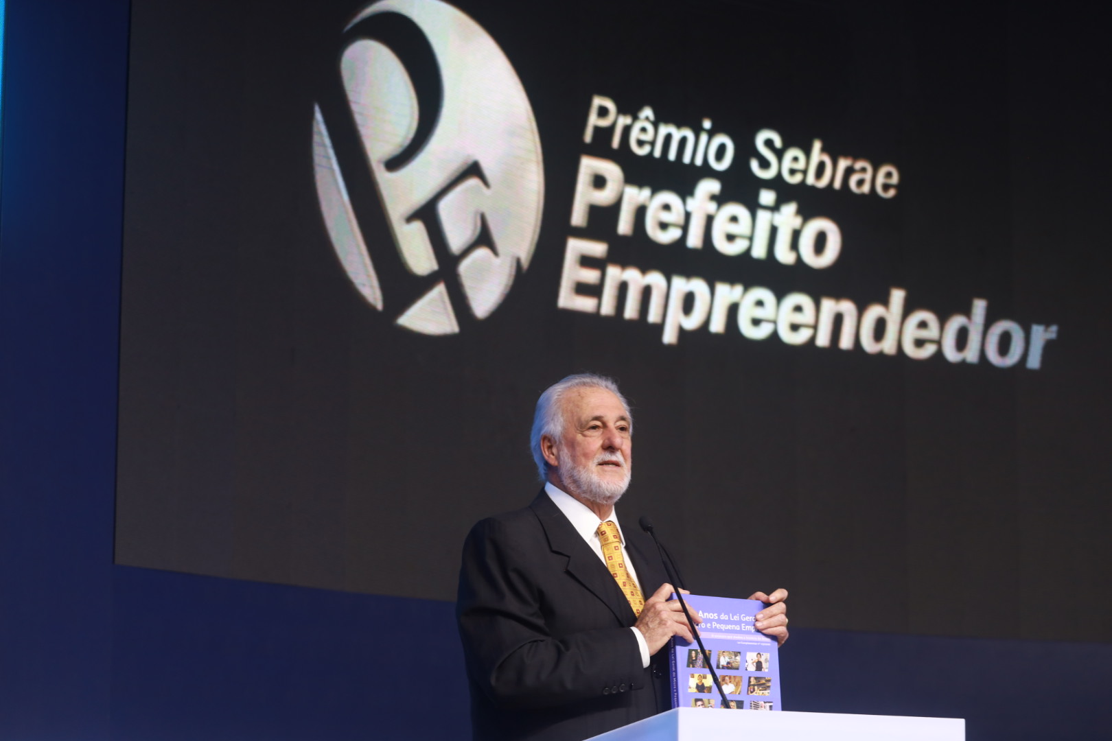 Carlos Melles, durante a abertura do Prêmio Sebrae Prefeito Empreendedor. (Foto: Site Oficil do Sebrae)