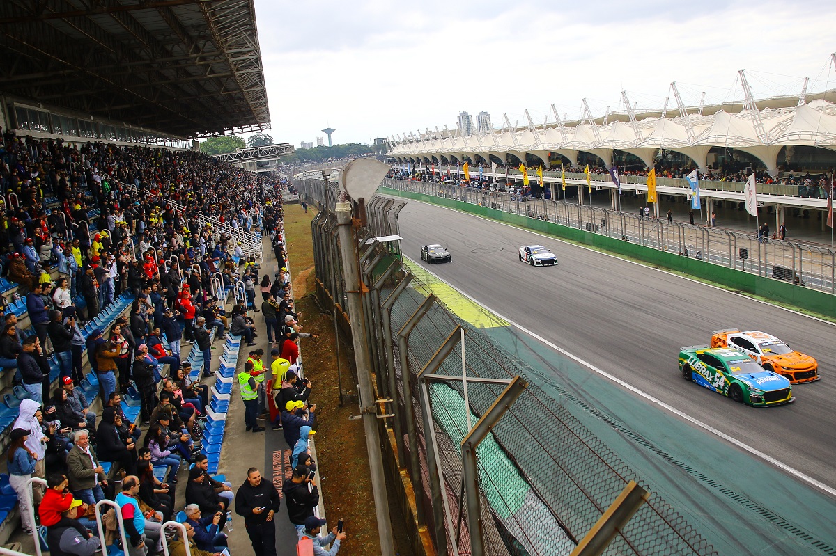 GT Sprint Race fecha temporada celebrando a Nascar Brasil -Militec Brasil
