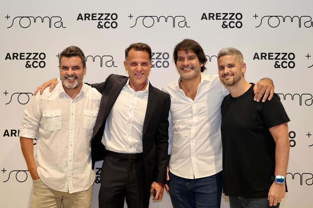 Arezzo e Grupo Soma