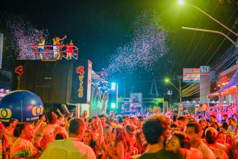 Carnaval dos Amigos reúne blocos tradicionais na capital, neste sábado (03)