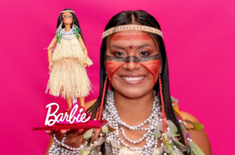 boneca indígena