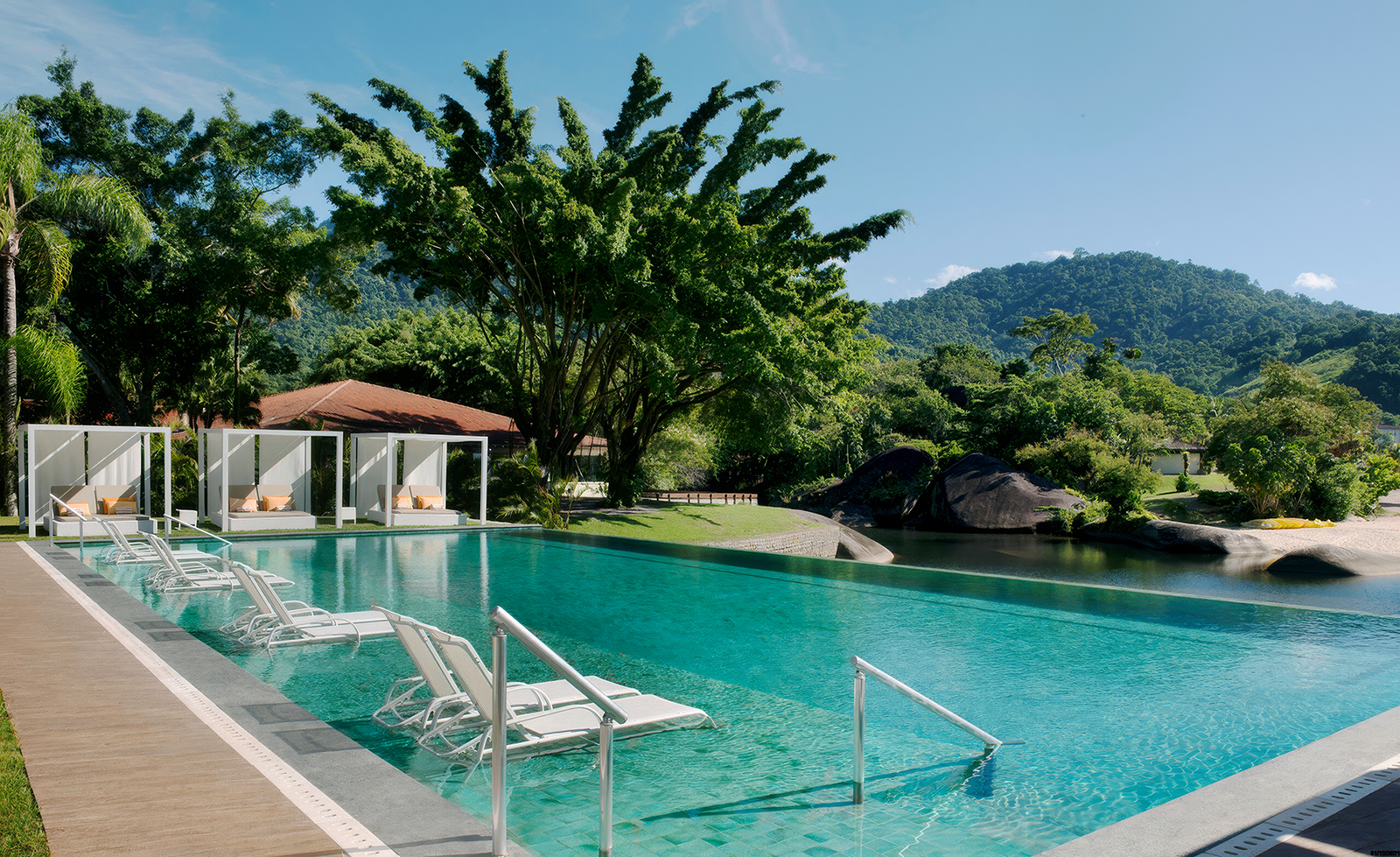 Hotéis de luxo em meio à natureza