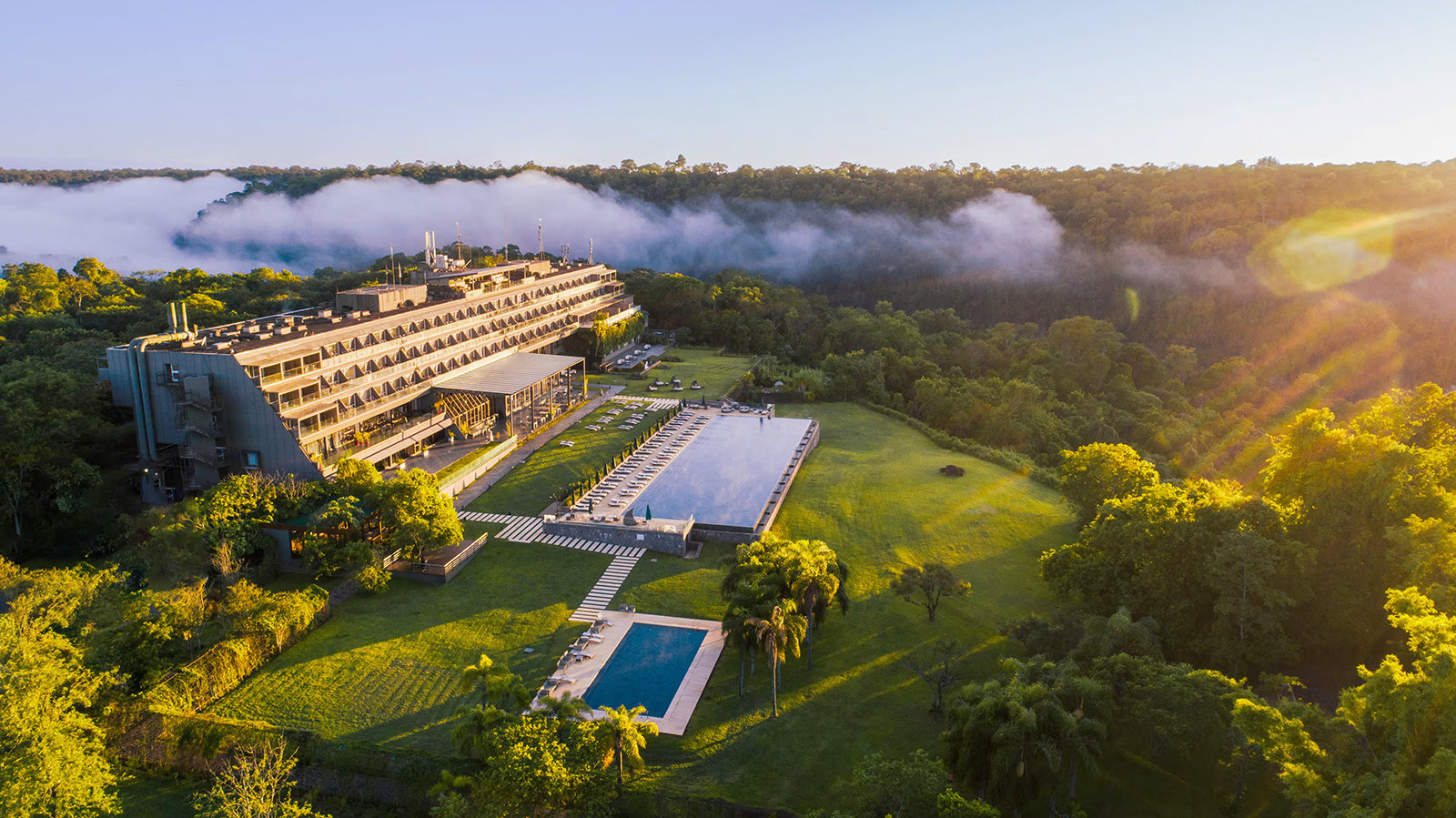 Hotéis de luxo em meio à natureza