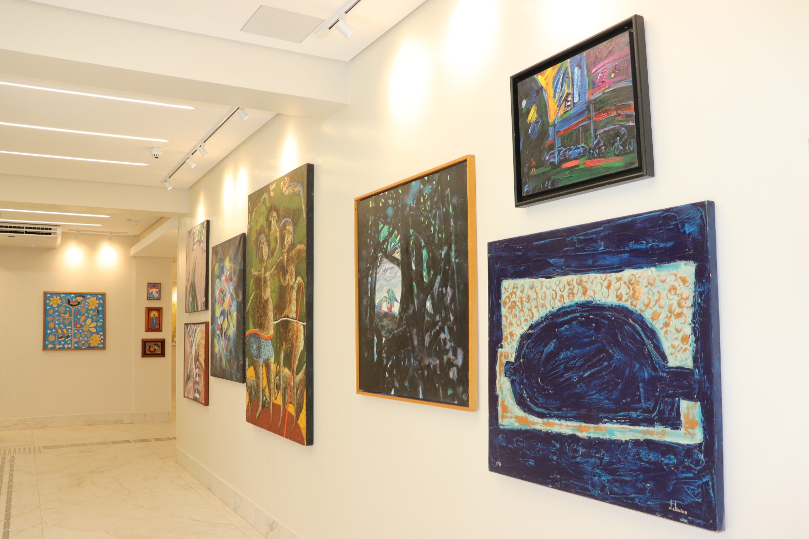 hgg-galeria-de-arte-celia-camara