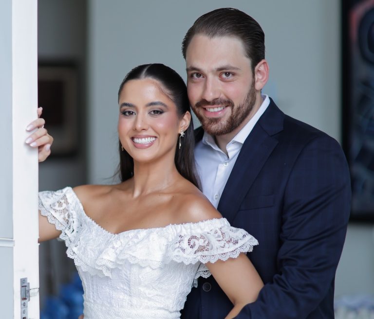 Os noivos Júlia Câmara e Marcello Merzian - crédito Millene Morete