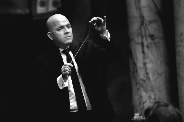 maestro Cristina Lupes Orquestra Filarmônica de Goiás