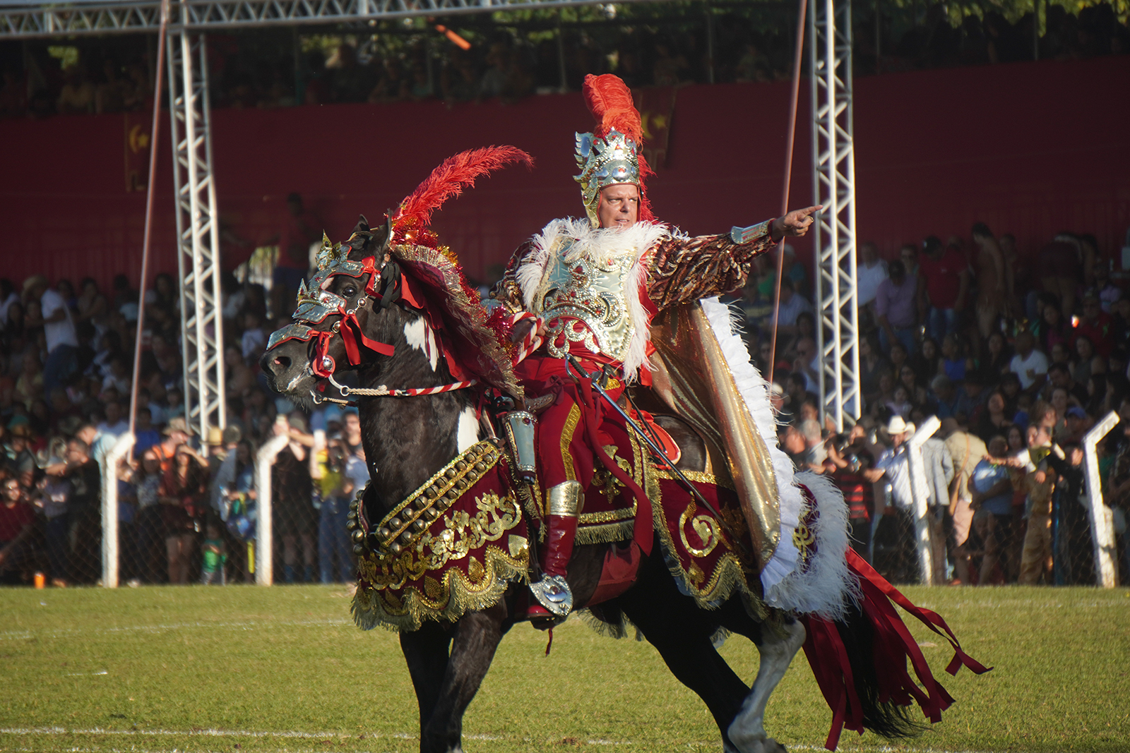 Cavalhadas Pirenópolis 200 anos