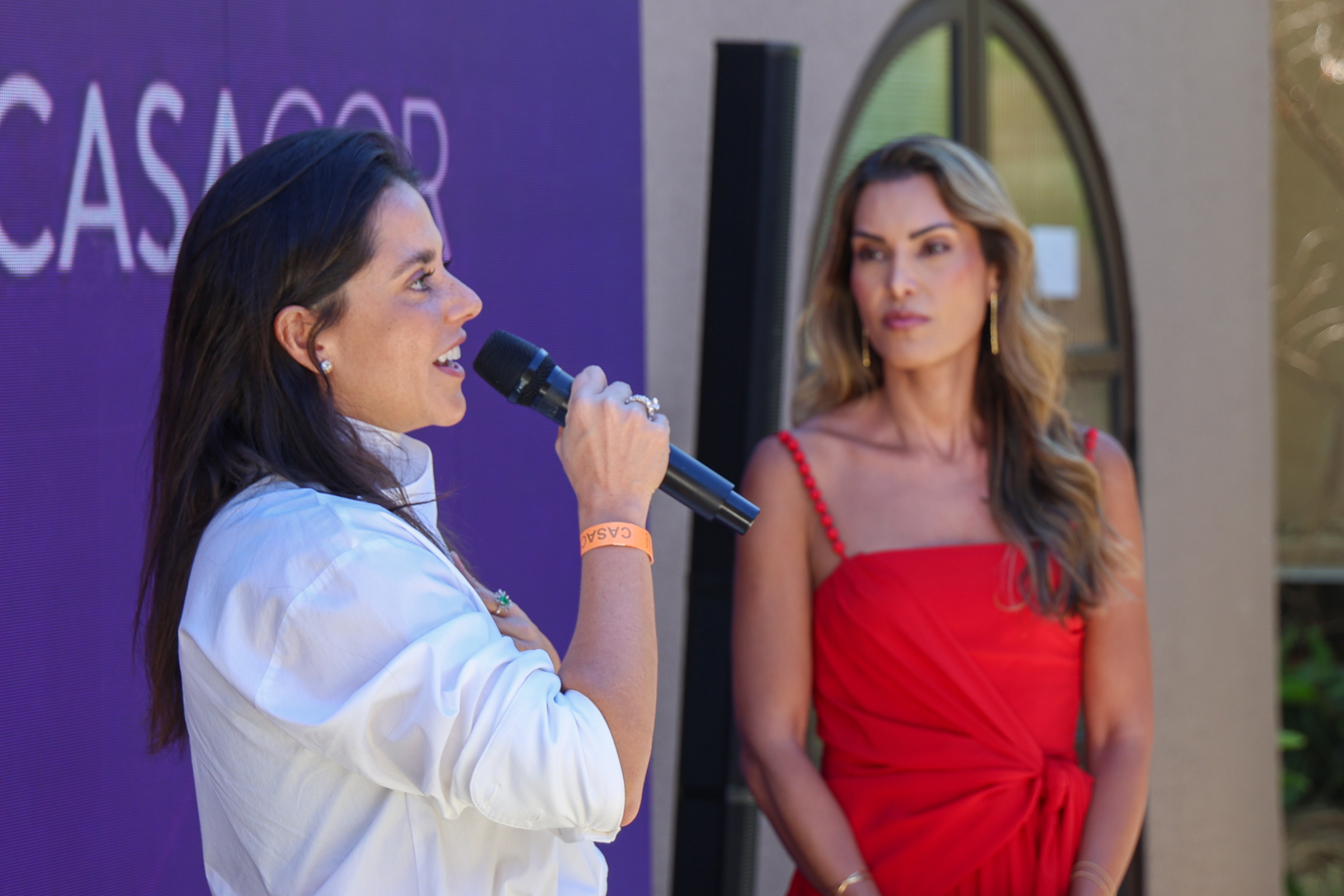Cristal Lobo e Ana Flávia Canedo
