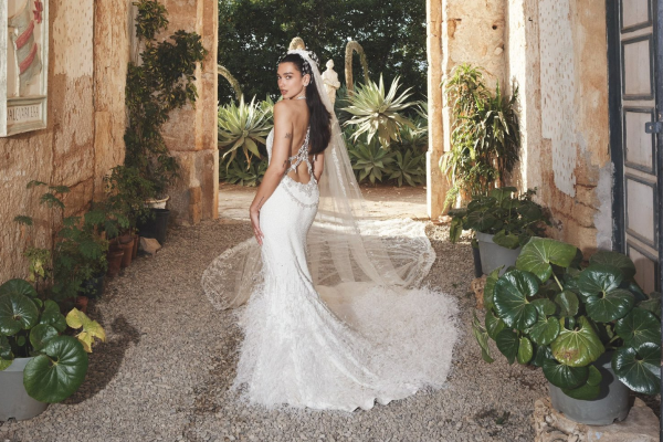 Dua Lipa casamento