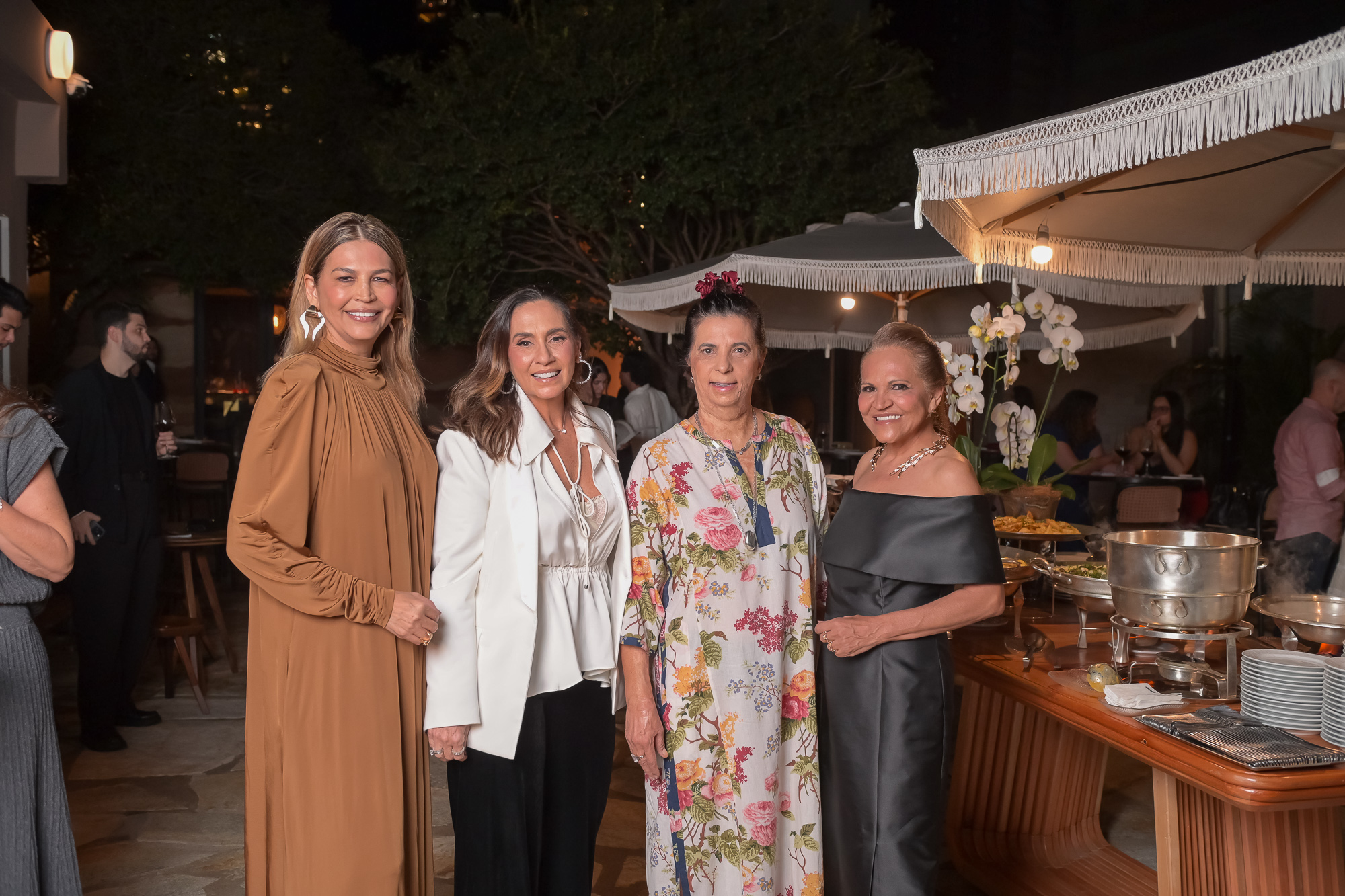 Rosângela Motta, Thalia Salgado e Ângela Motta