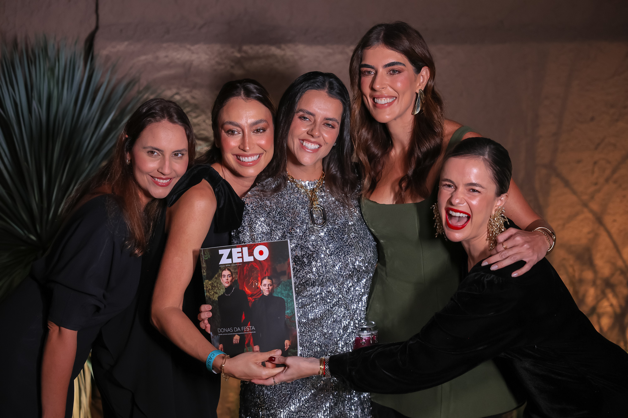 Sara, Bruna Felury, Cristal Lobo, Tana Lobo e Nicholle Belchior
