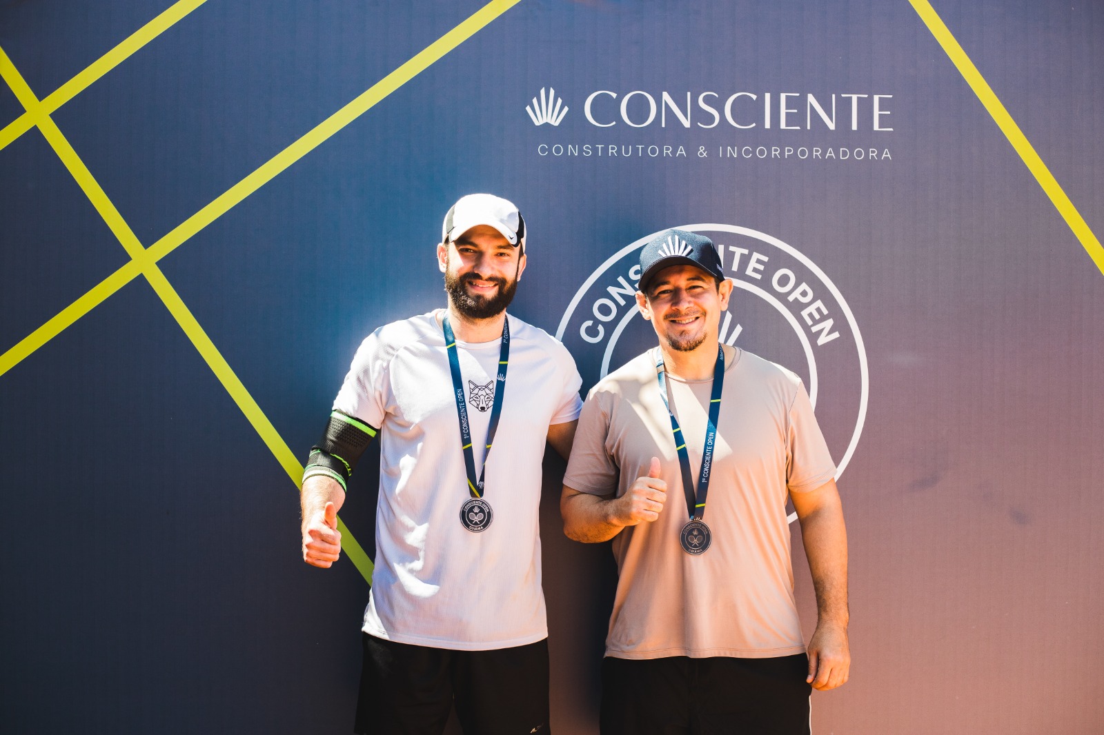 O cliente Consciente, Pedro Victor Lopes e o corretor de imóveis Thiago Oliveira (Foto: Divulgação)