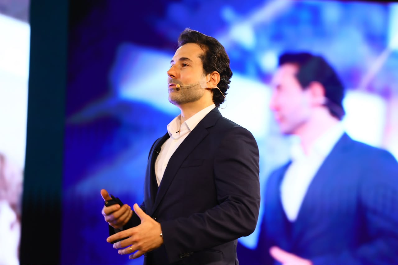 Dr. Alceu Rezende