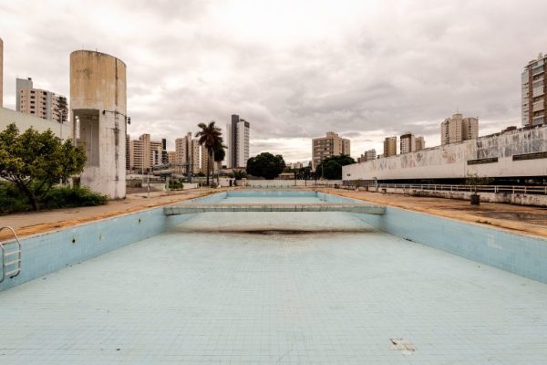 Joquei clube piscina