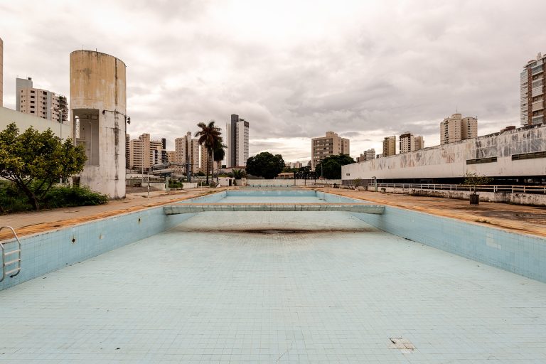 Joquei clube piscina