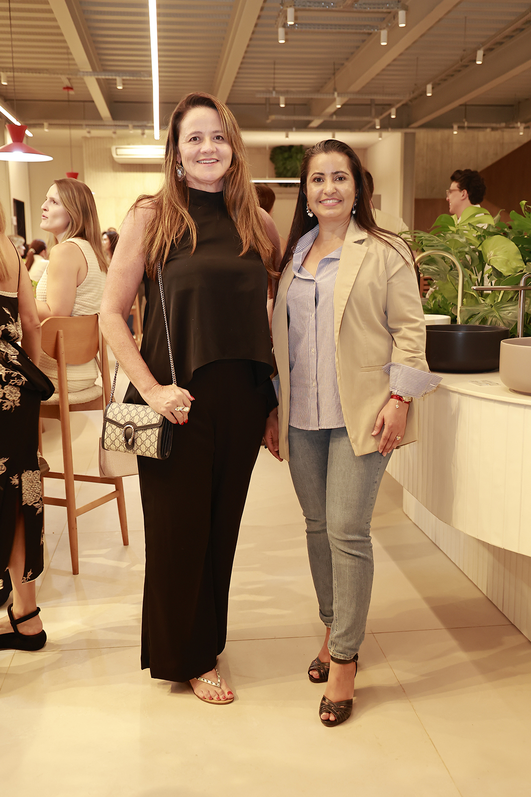 Letícia Ferro e Vânia Abrão