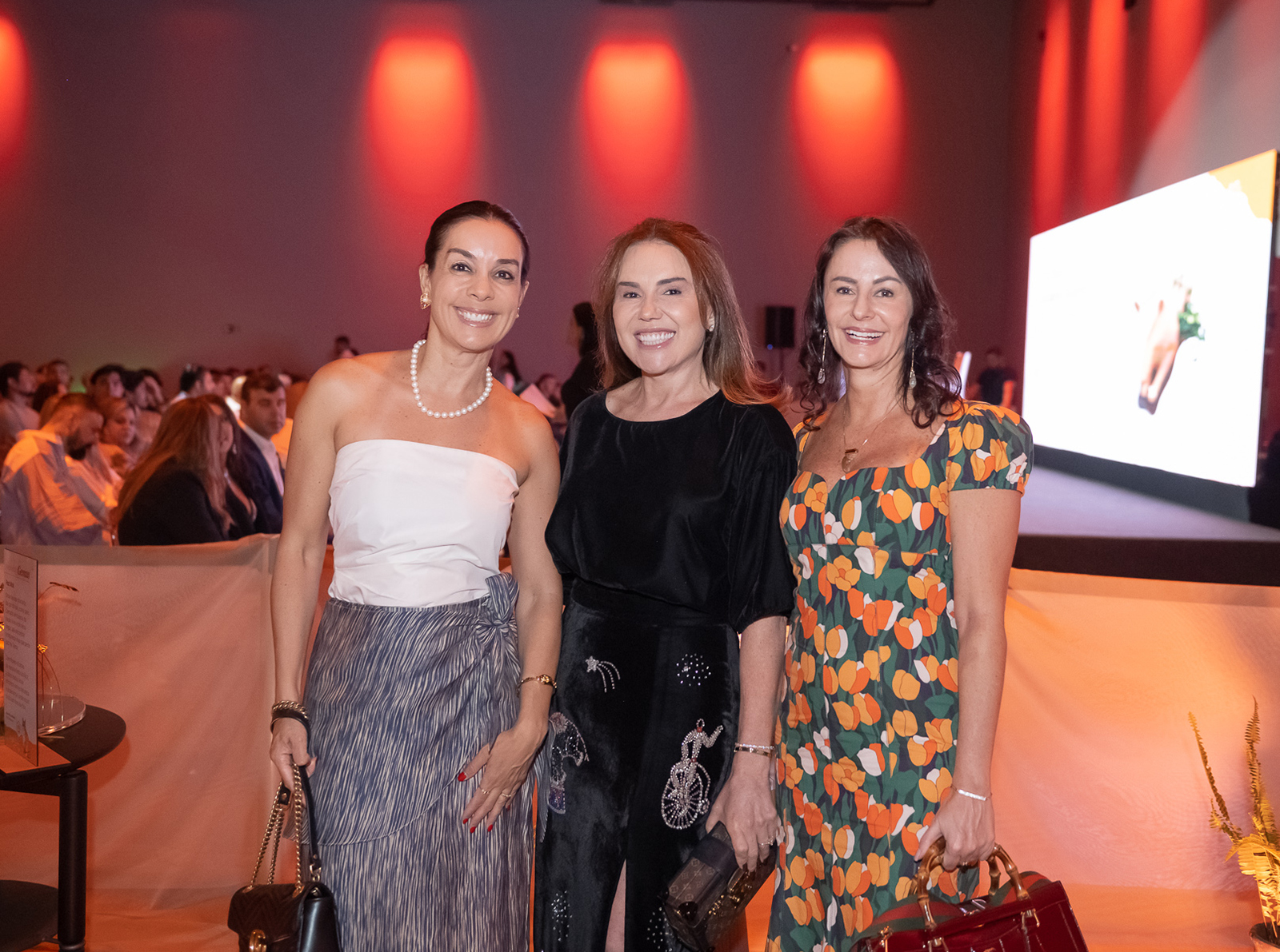 Liza Rossi, Ivana Menezes e Lorena Prudente