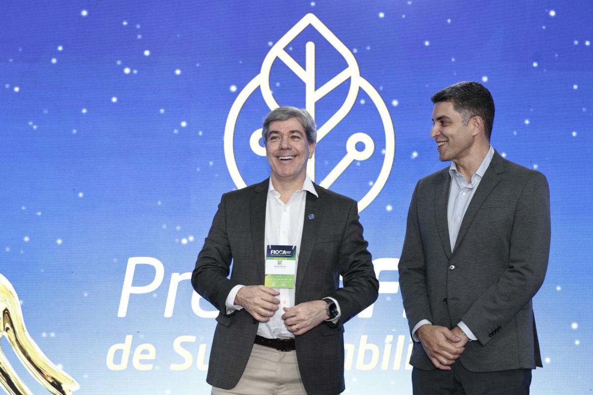 Presidente-da-FIEG-Andre-Rocha-e--Flavio-Rassi-presidente-do-Conselho-de-Meio-Ambiente-e-Sustentabilidade-do-orgao