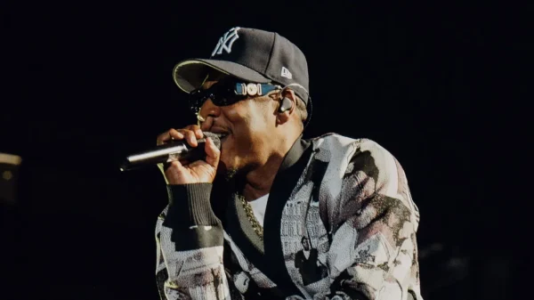 Jay-Z é anunciado como atração do intervalo do Super Bowl 2027