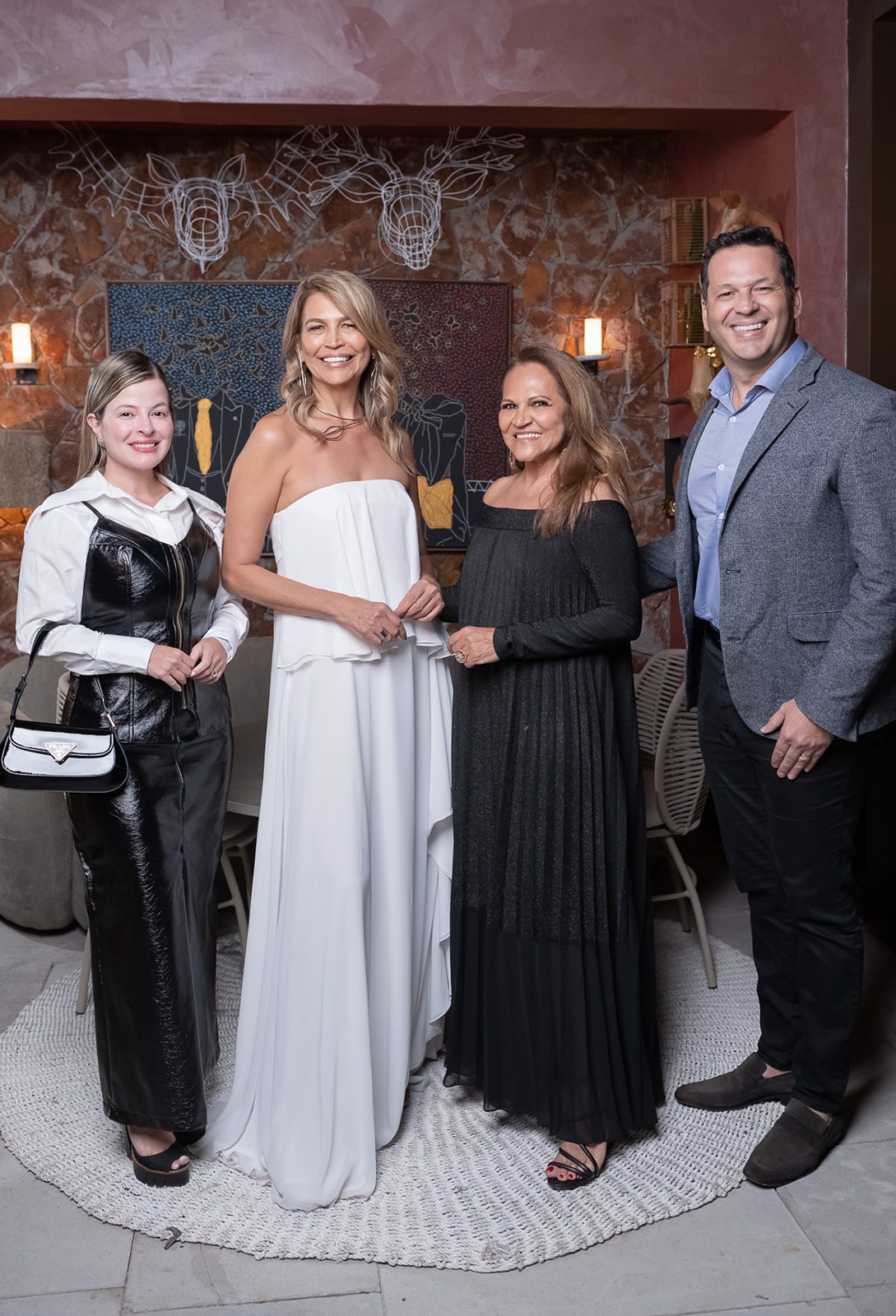 Carla Caixeta, Rosângela Motta, Ângela Motta e Fernando Caixeta