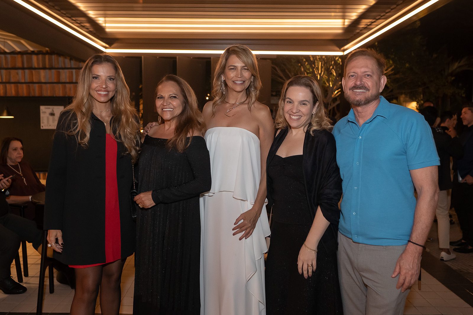 Carine Rocha, Ângela Motta, Eosângela Motta, Fernanda Gemus e Clarismar Machado
