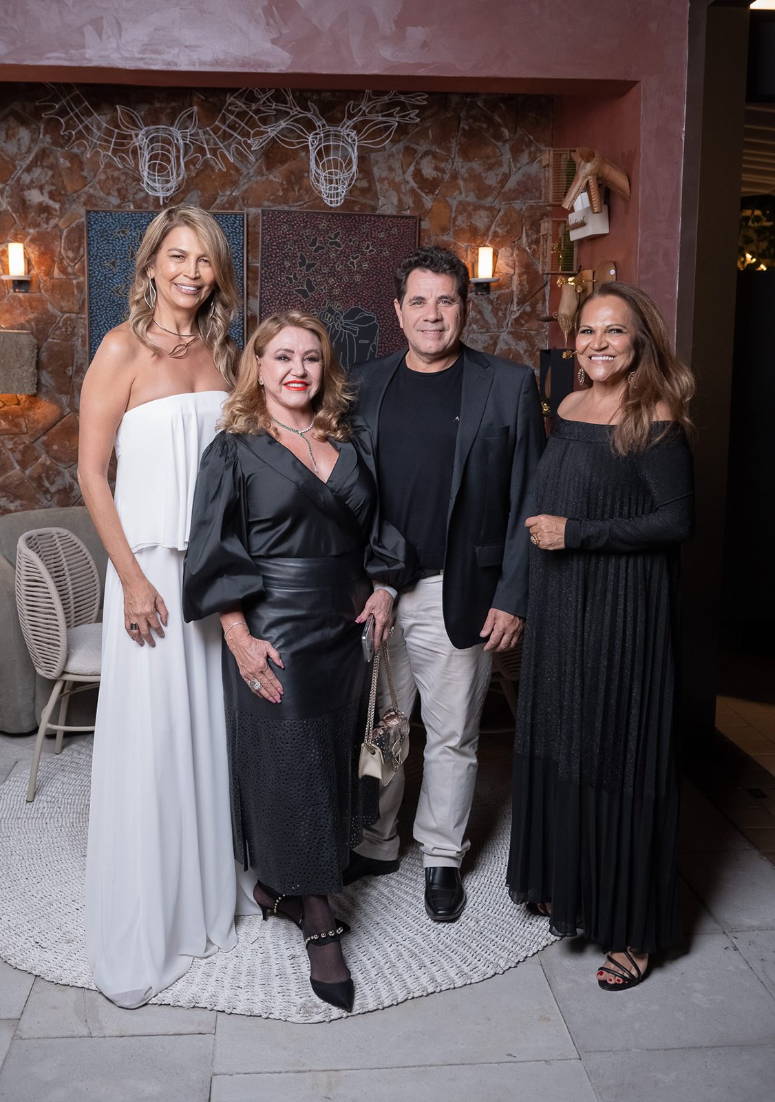 Rosângela Motta, Helena Ribeiro, Luiz Antônio Ribeiro e Ângela Motta