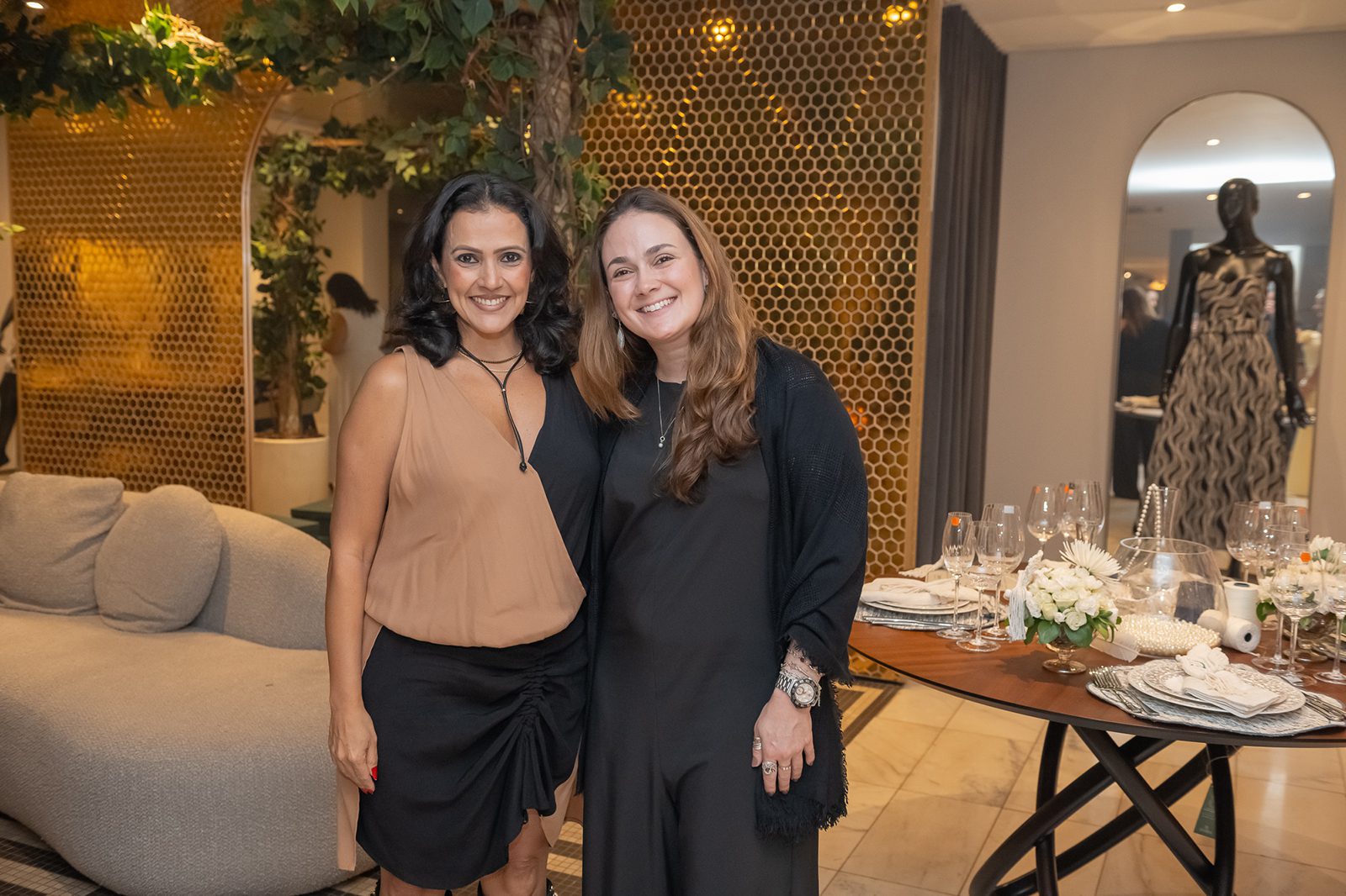 Vanessa Pires e Gabriela