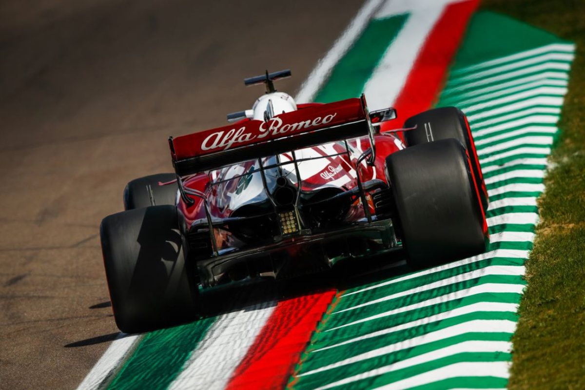 050e5599049bd3c01b202e0c42df8706eee62cce-1