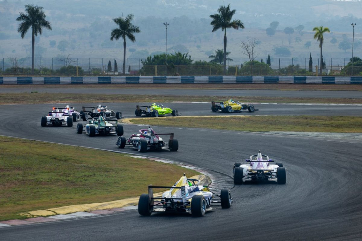 1bc3deb1-7a87-4631-b687-e0845f194a03_20230827_magnustorquato_8699