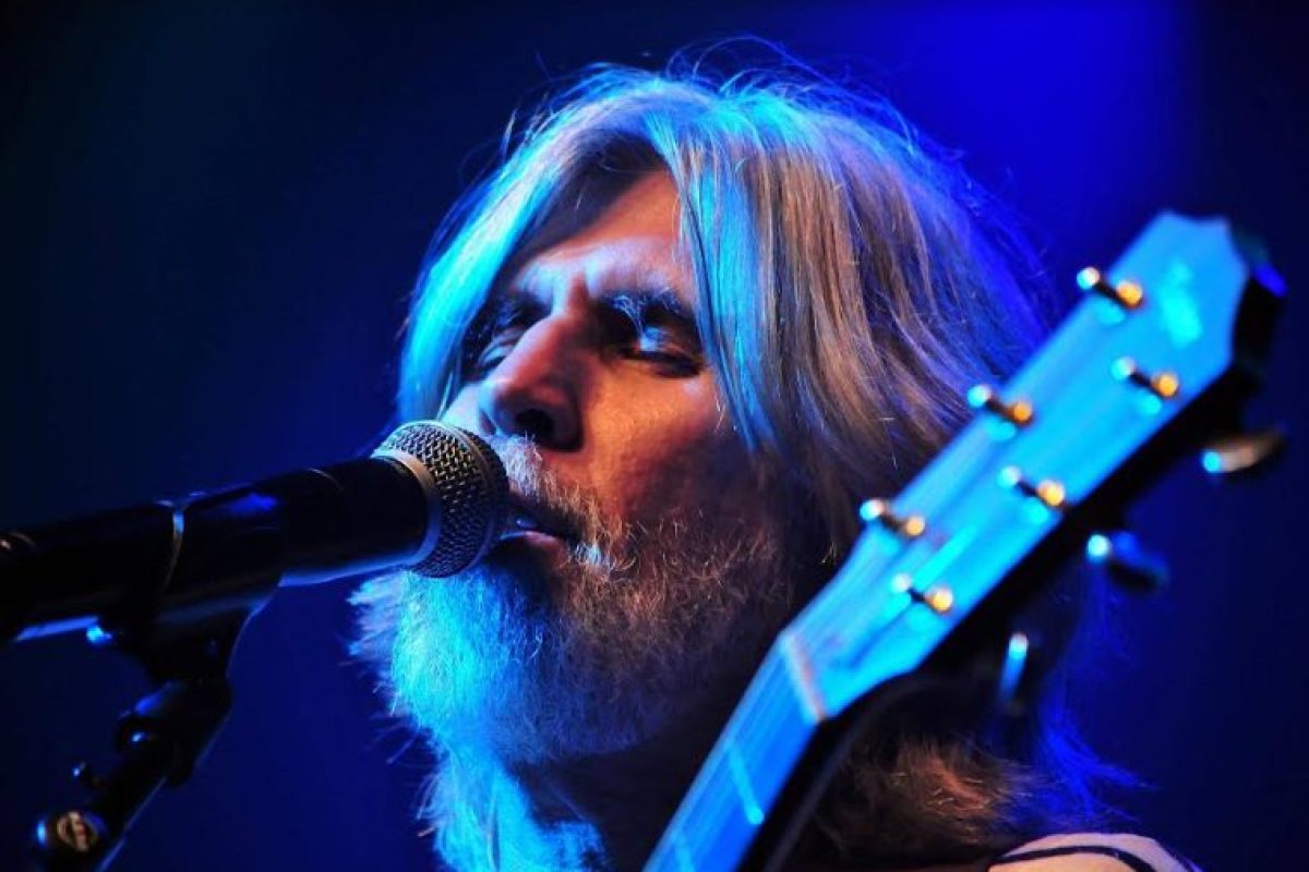 2-Oswaldo-Montenegro-–-Novo-Show-Lembrei-de-Nos-dia-10-de-Junho-em-Goiania.-CREDITO-Divulgacao-1-1