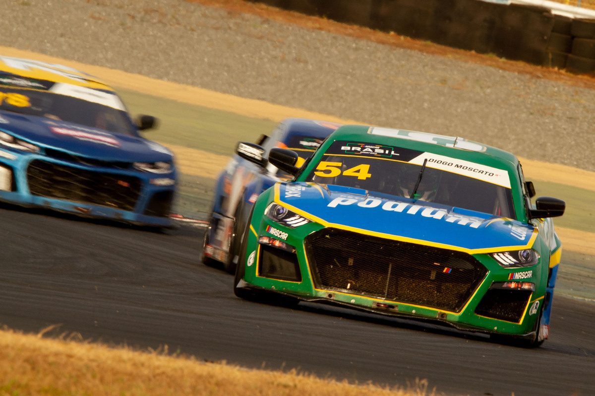 426261_1071067_luciano_santos_sigcom_14__3_-1-1