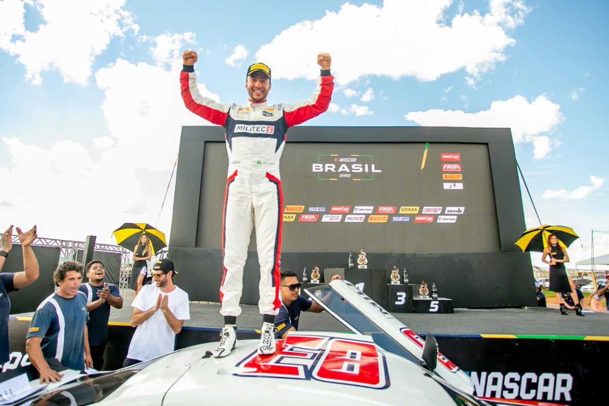 436618_1103279_luciano_santos___sigcom_44-1-1