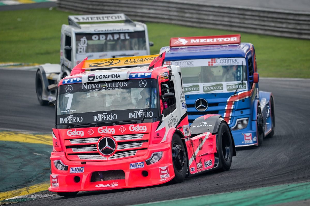 50715301198_f5bbdf2397_h-1