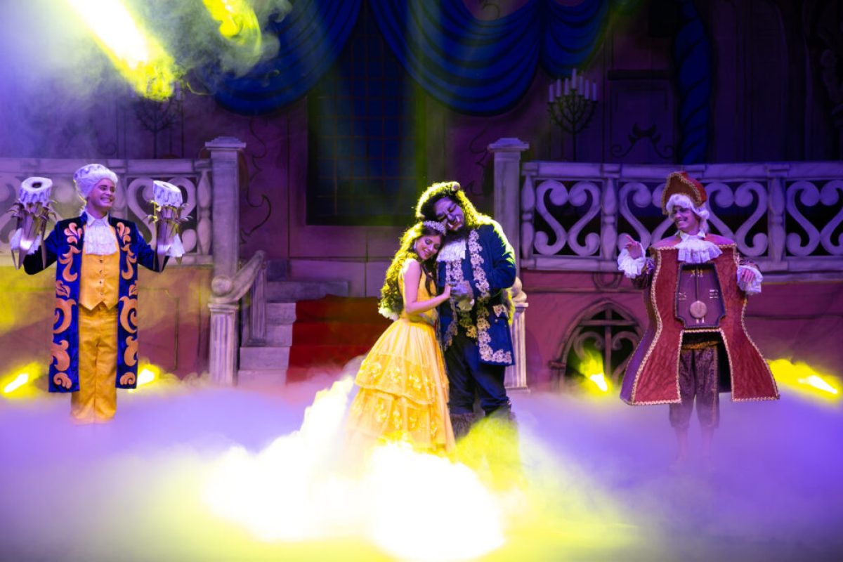 A-Bela-e-a-Fera-On-Ice-1024x683-1