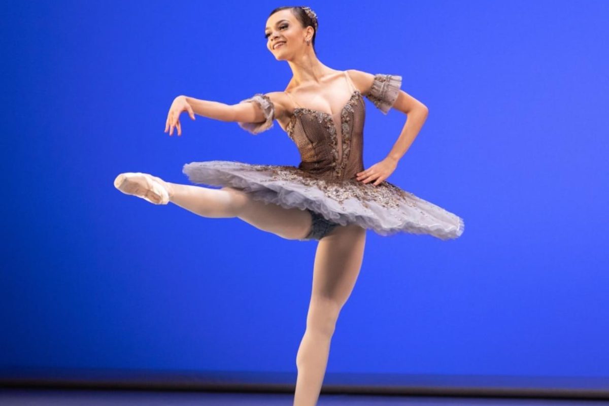 Ana-Luisa-Negrao-bailarina-da-EFG-em-Artes-Basileu-Franca-e-premiada-em-competicao-de-danca-na-Suica_-tambem-aluna-da-escola-Lucia-Abril-Marcucci-ficou-entre-as-semifinalistas-2-1