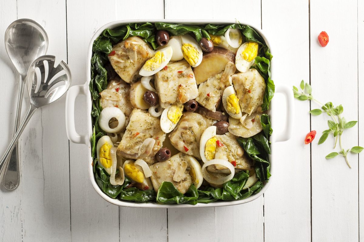 Bacalhau ao Forno com Batata-doce e Couve