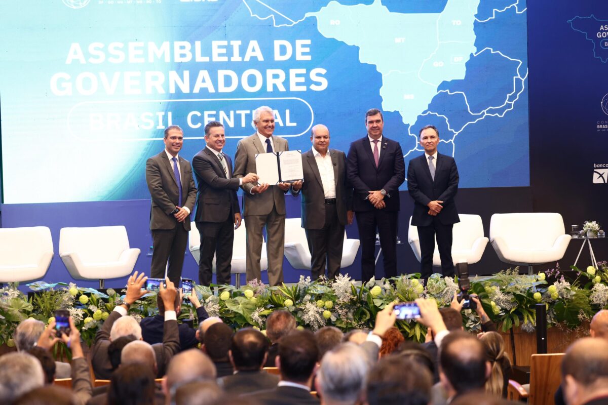 Caiado-e-reconduzido-a-presidencia-do-Consorcio-Brasil-Central-scaled
