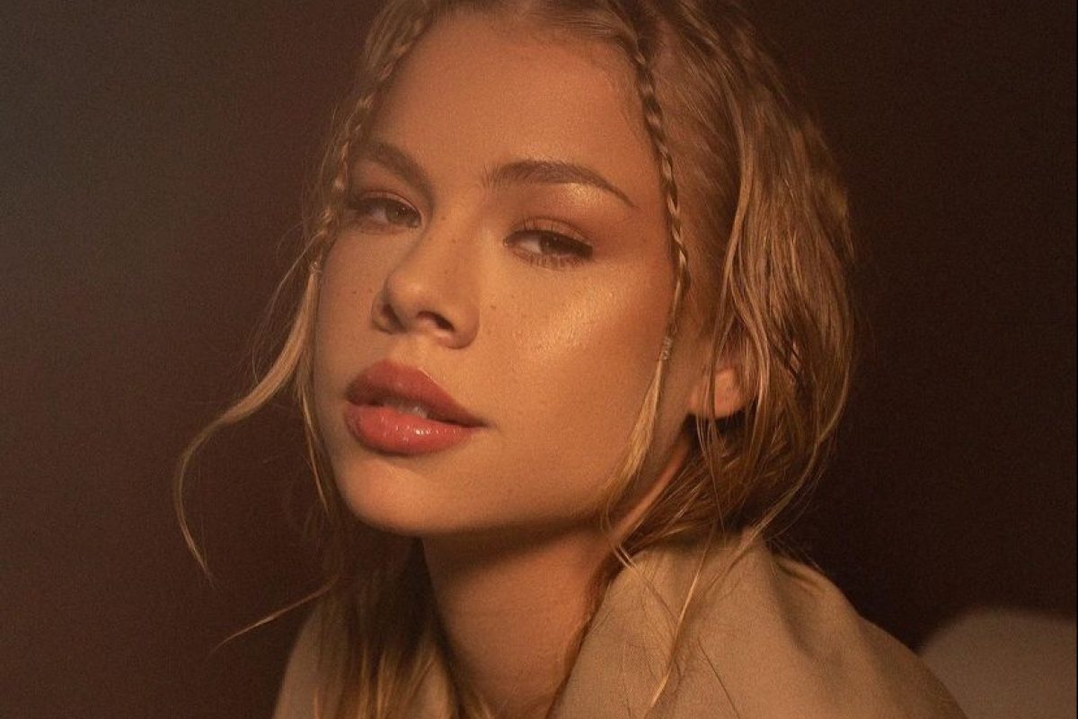 Cantora-goiana-Maduli-1