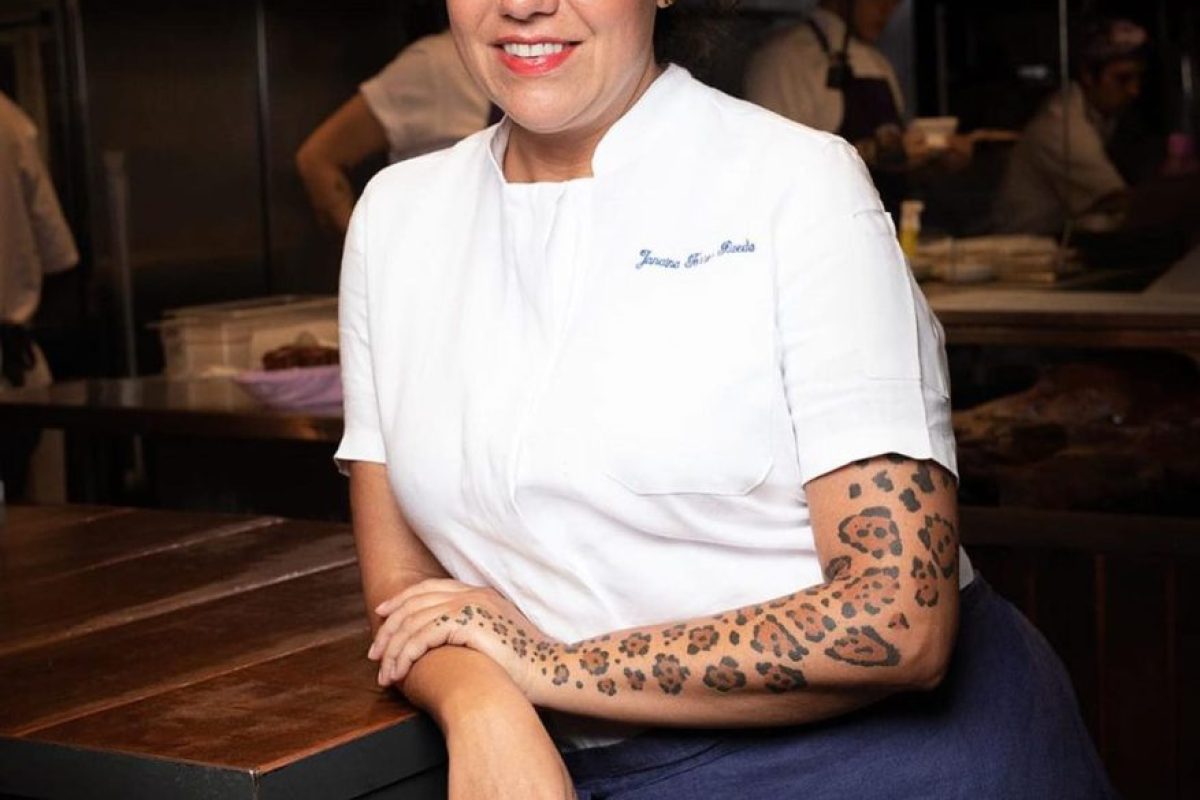 Chefe-brasileira-Janaina-Rueda-e-eleita-a-melhor-do-mundo
