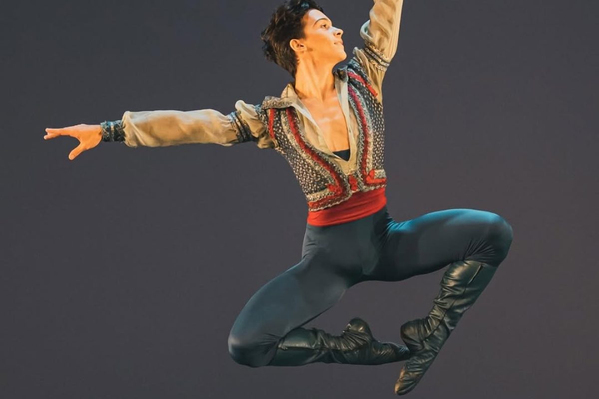 Bailarinhyo Arthur Emmanuel (Foto: Divulgação)