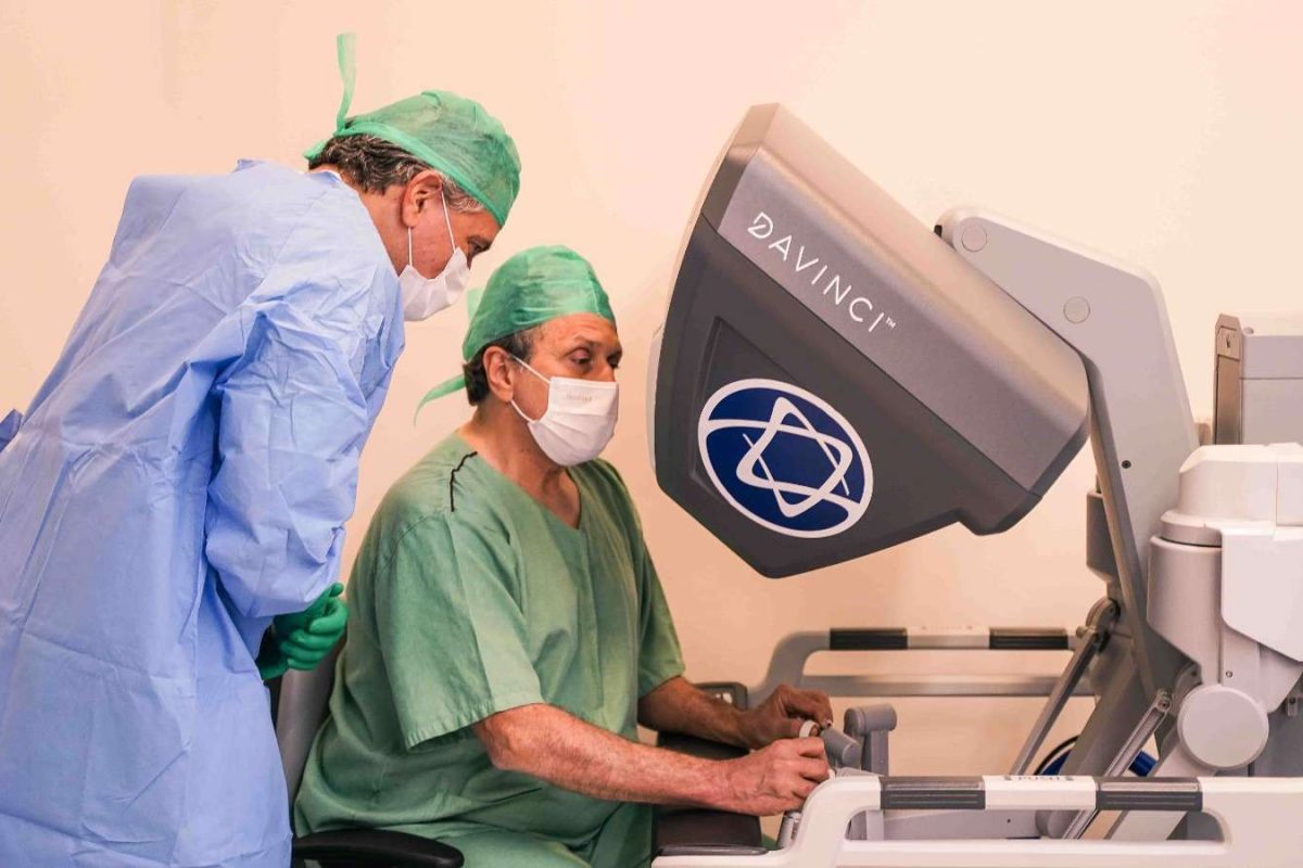 Cirurgias-Roboticas-credito-HIAE-Goiania-3