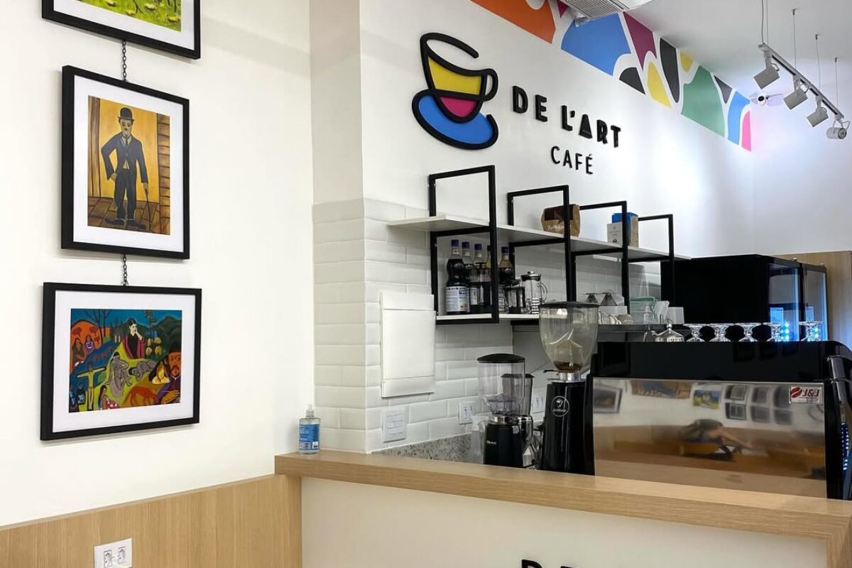 De-Lart-Cafe