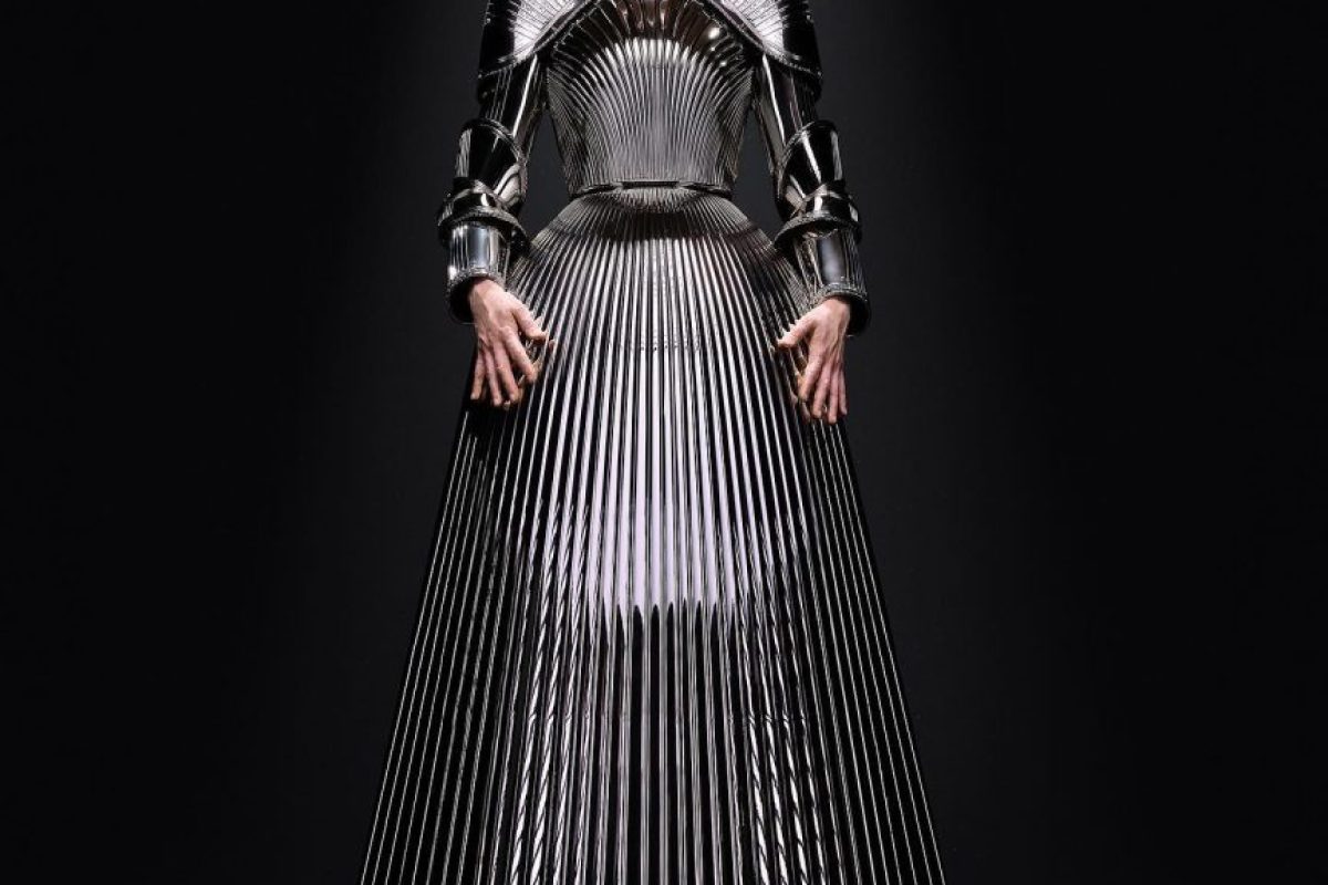 Desfile-da-Balenciaga-1-1