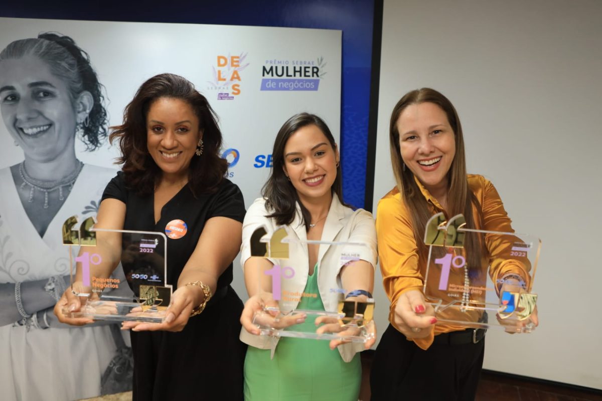 Elaine-Lilian-Moura-da-Silva-Ana-Carolina-Zimmermann-e-Marislei-de-Sousa-Espindula-Brasileiro-1