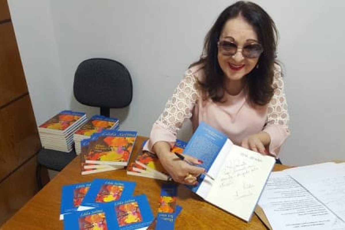 Escritora_Leda_Selma_2-1