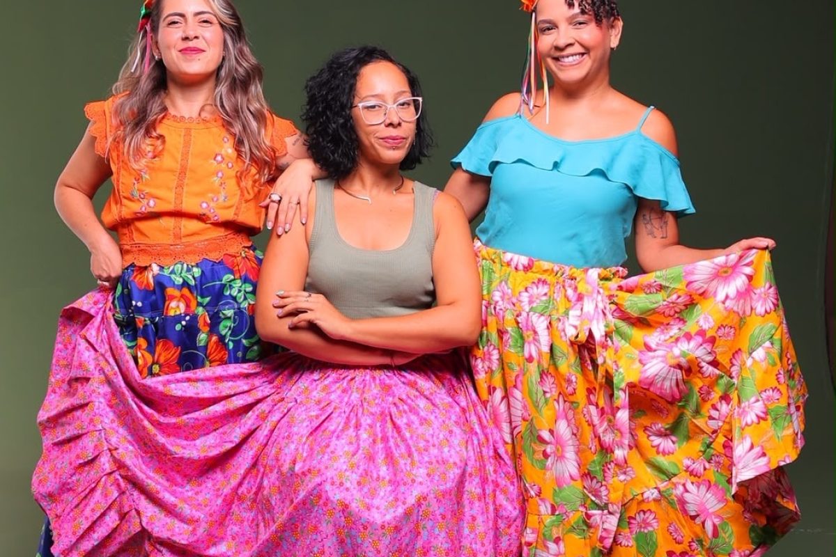O Grupo Teatro Destinatário apresenta narrativas da cultura goiana no projeto Estação de Histórias, que une contação de histórias, memória e teatro. (Foto : Vanessa Croft)