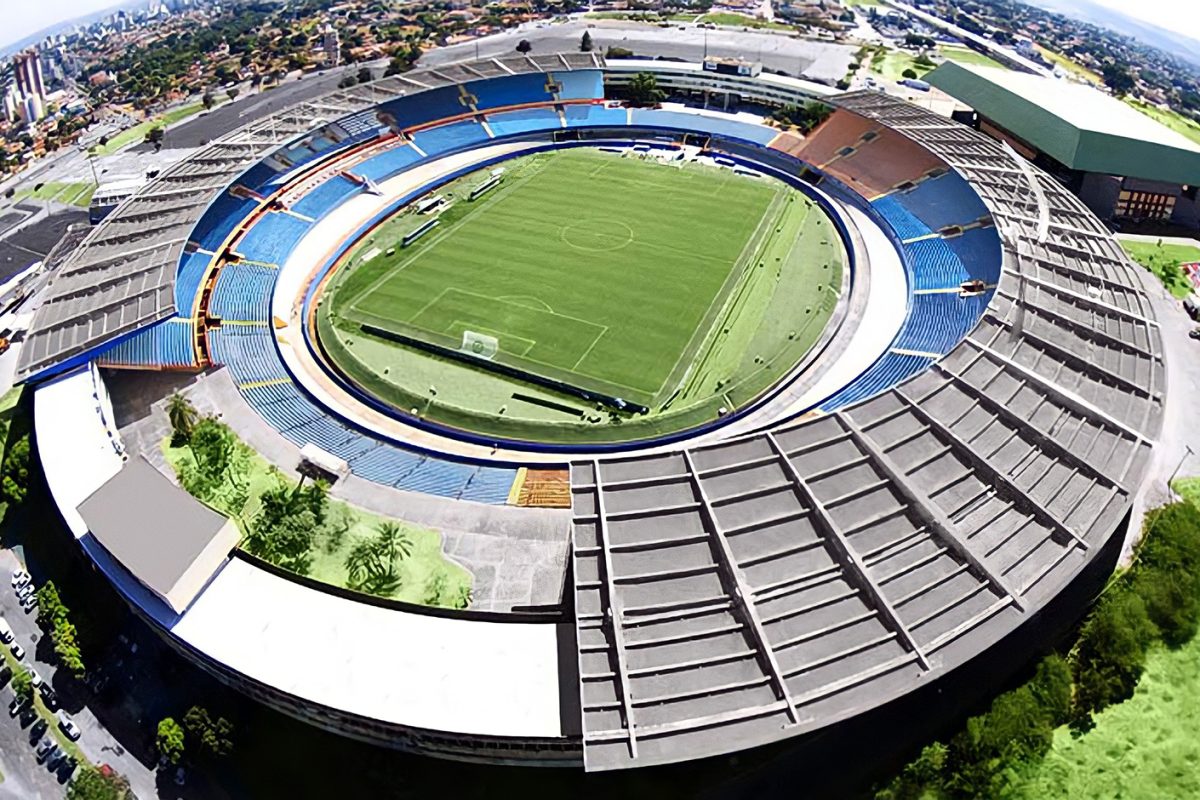 Estadios-de-futebol-de-Goiania-1