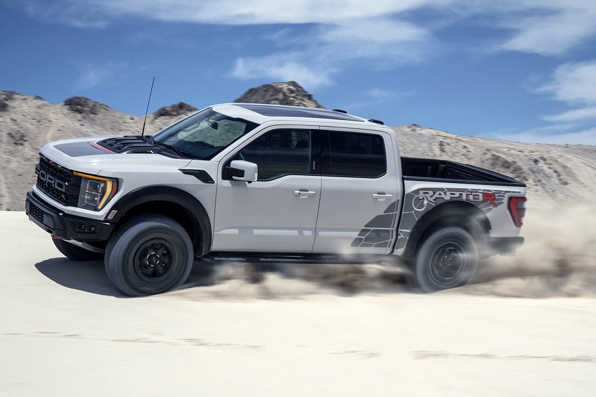 2023-F-150 Raptor R exterior