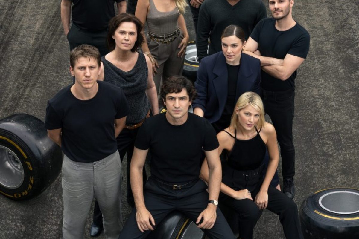 F84W2dmXgAAVSlA-scaled-1